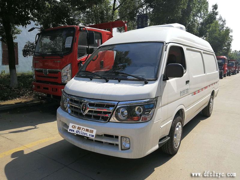 程力集團金杯面包冷藏車，好評如潮！